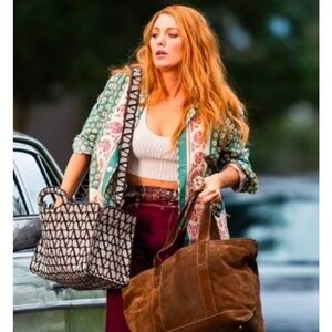 Lily Bloom Blouse 🌸🌺